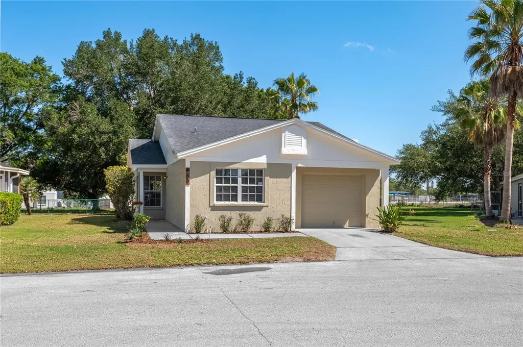 1100 Lowry Avenue Lakeland FL 33801