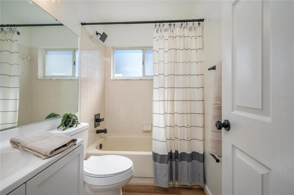 1100 Lowry Avenue Lakeland FL 33801