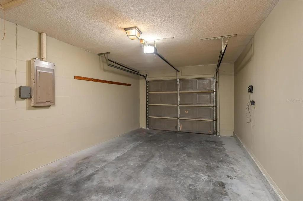 1100 Lowry Avenue Lakeland FL 33801