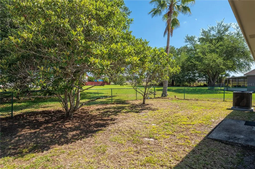 1100 Lowry Avenue Lakeland FL 33801