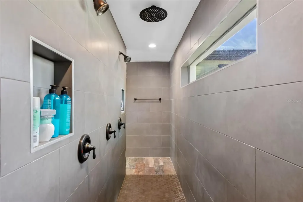 17531 County Road 455 Montverde FL 34756