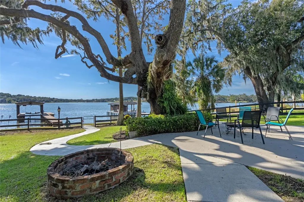 17531 County Road 455 Montverde FL 34756