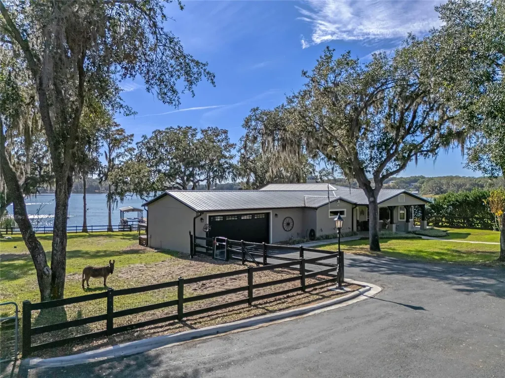 17531 County Road 455 Montverde FL 34756