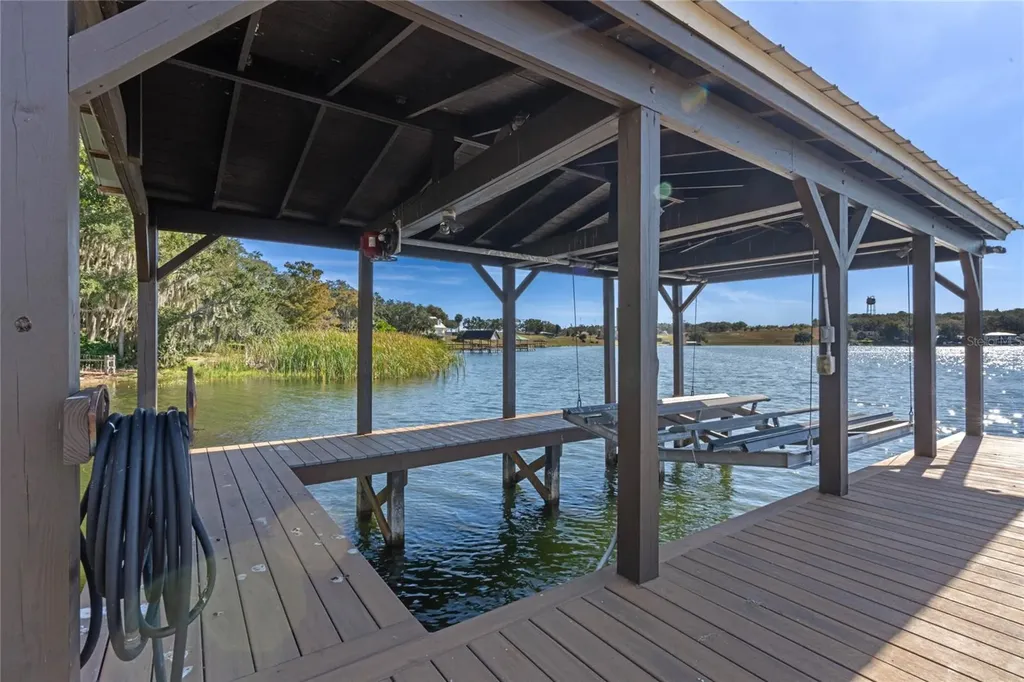 17531 County Road 455 Montverde FL 34756