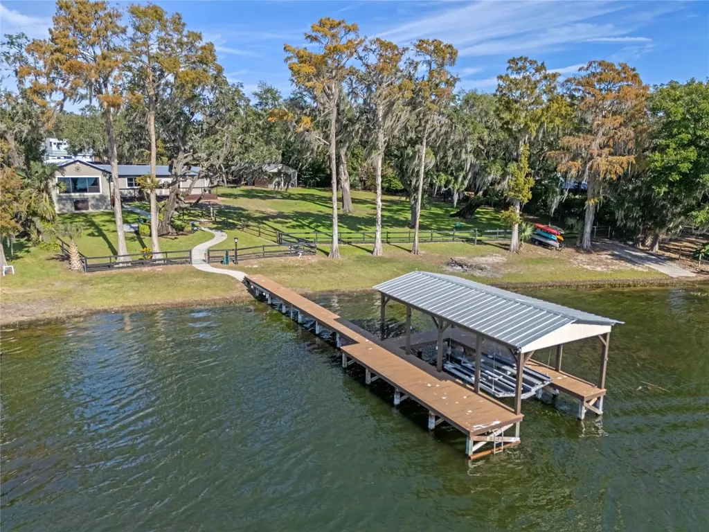 17531 County Road 455 Montverde FL 34756
