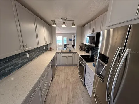 4942 Coquina Key Drive SE St Petersburg FL 33705