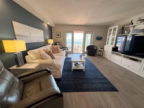 4942 Coquina Key Drive SE St Petersburg FL 33705