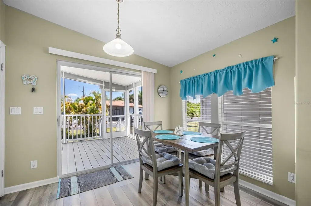 9086 Pinehaven Way Englewood FL 34224