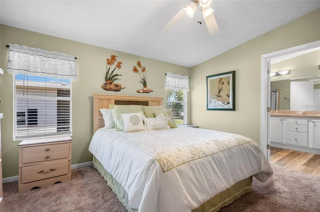 9086 Pinehaven Way Englewood FL 34224