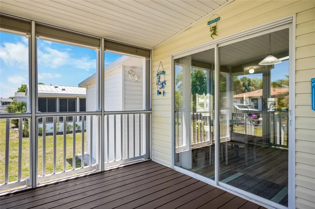 9086 Pinehaven Way Englewood FL 34224