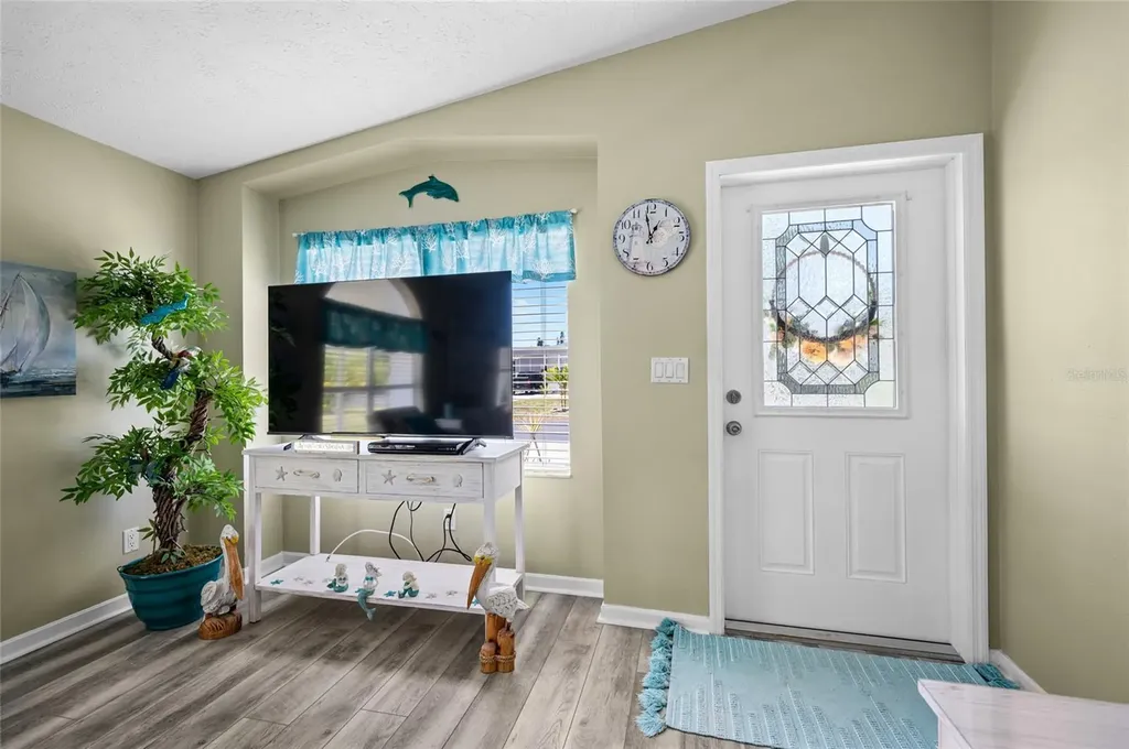 9086 Pinehaven Way Englewood FL 34224