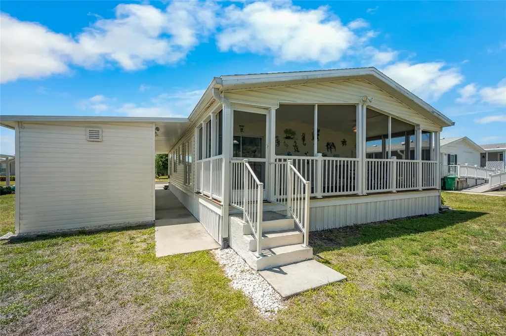 9086 Pinehaven Way Englewood FL 34224