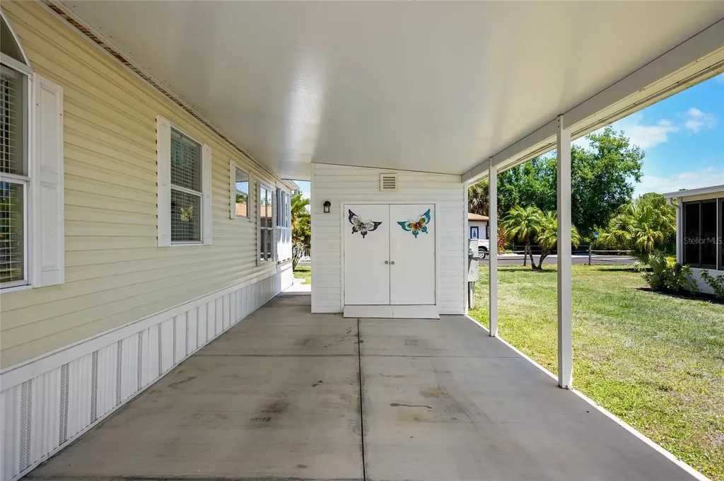 9086 Pinehaven Way Englewood FL 34224