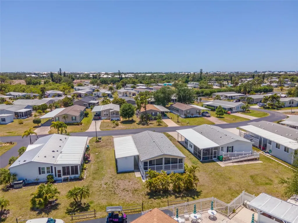 9086 Pinehaven Way Englewood FL 34224