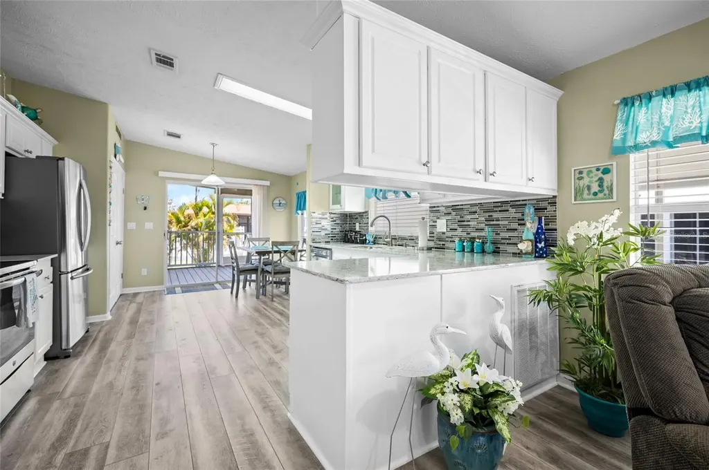 9086 Pinehaven Way Englewood FL 34224