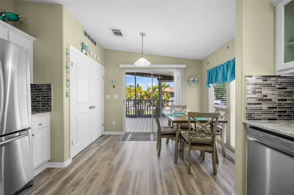 9086 Pinehaven Way Englewood FL 34224