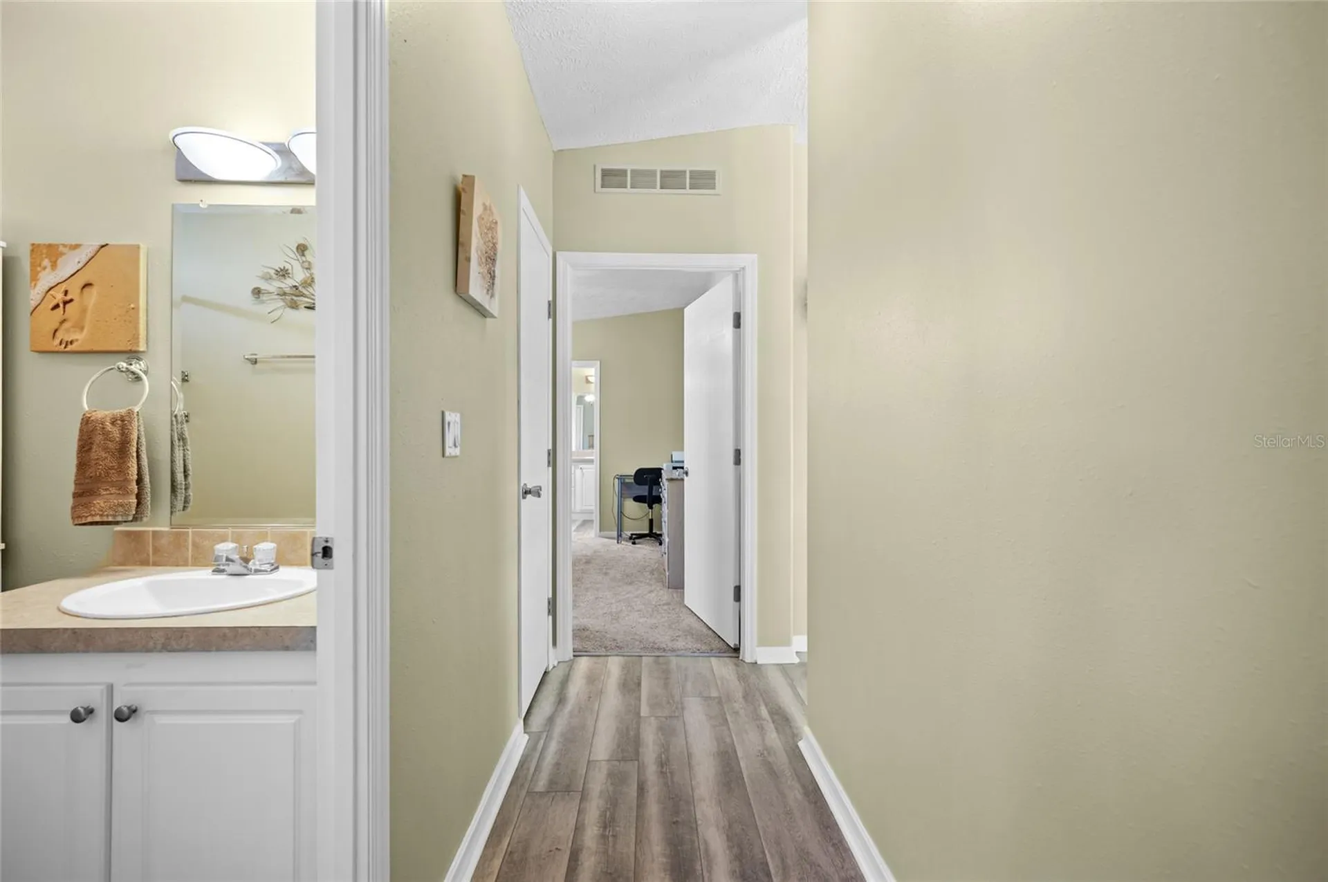 9086 Pinehaven Way Englewood FL 34224