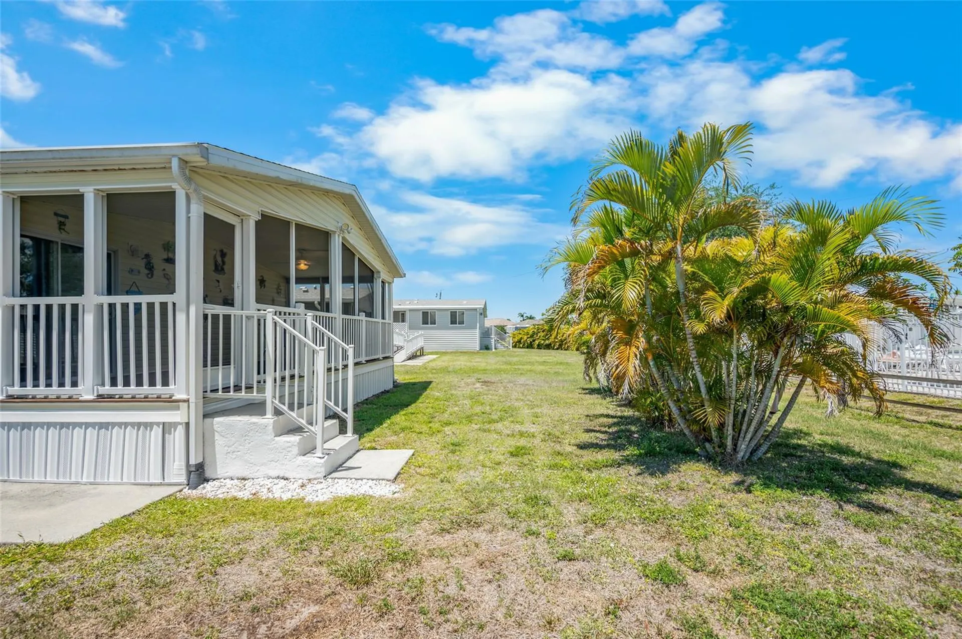 9086 Pinehaven Way Englewood FL 34224
