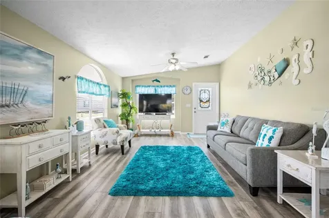 9086 Pinehaven Way Englewood FL 34224