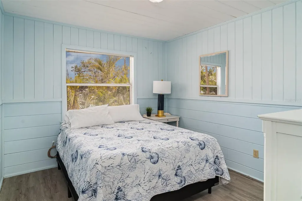 5026 Calle Minorga Sarasota FL 34242