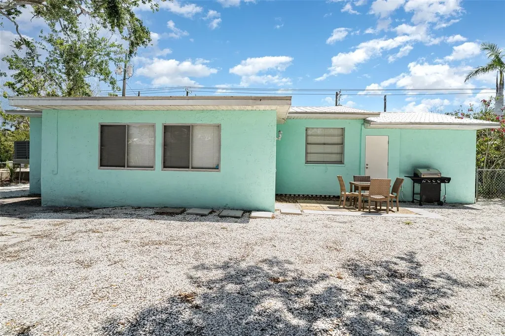 5026 Calle Minorga Sarasota FL 34242