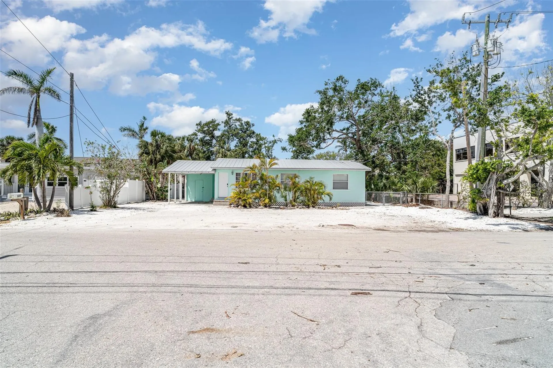 5026 Calle Minorga Sarasota FL 34242