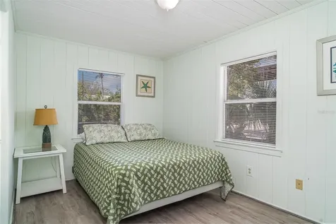 5026 Calle Minorga Sarasota FL 34242