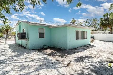 5026 Calle Minorga Sarasota FL 34242