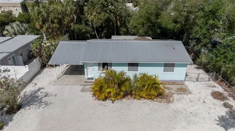 5026 Calle Minorga Sarasota FL 34242