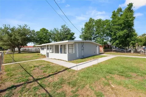 1101 S Gibbs Street Plant City FL 33563
