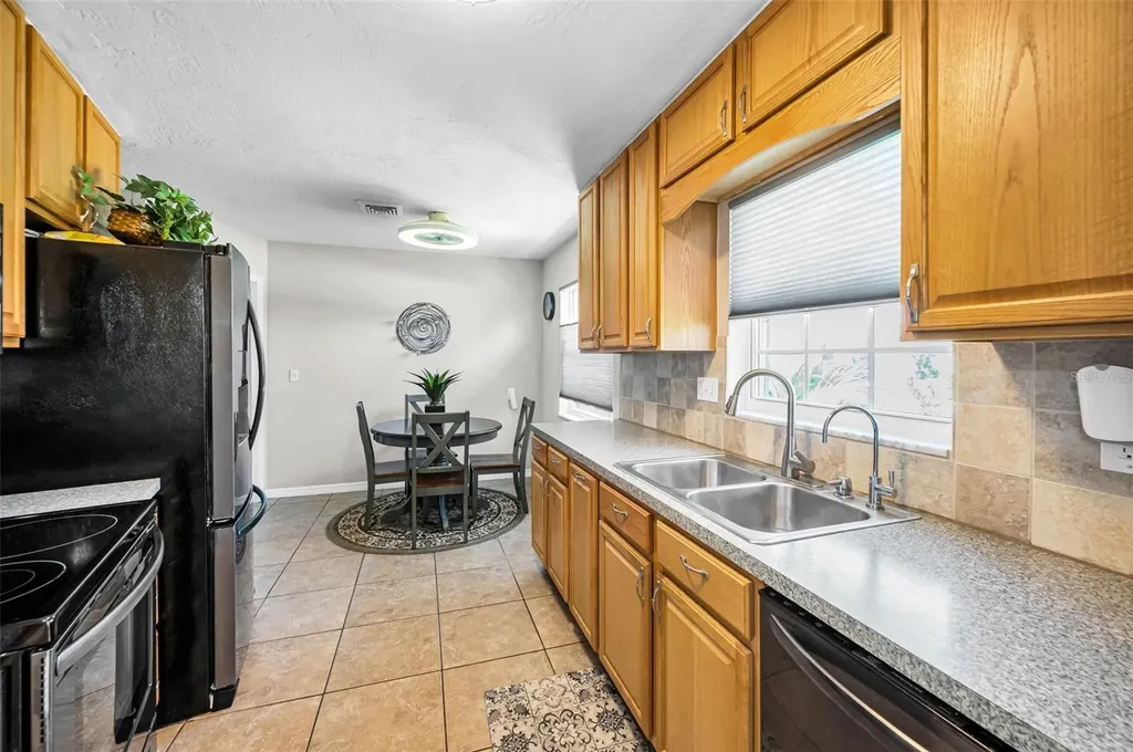 29752 69th Way N Clearwater FL 33761