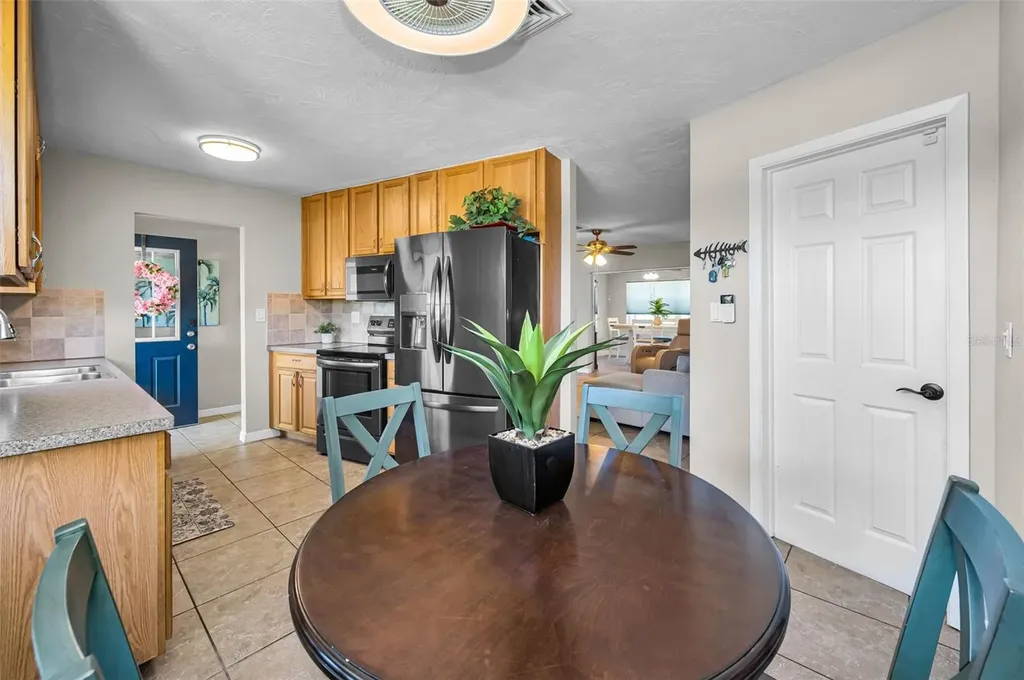 29752 69th Way N Clearwater FL 33761