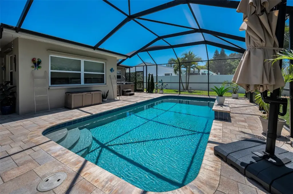 29752 69th Way N Clearwater FL 33761