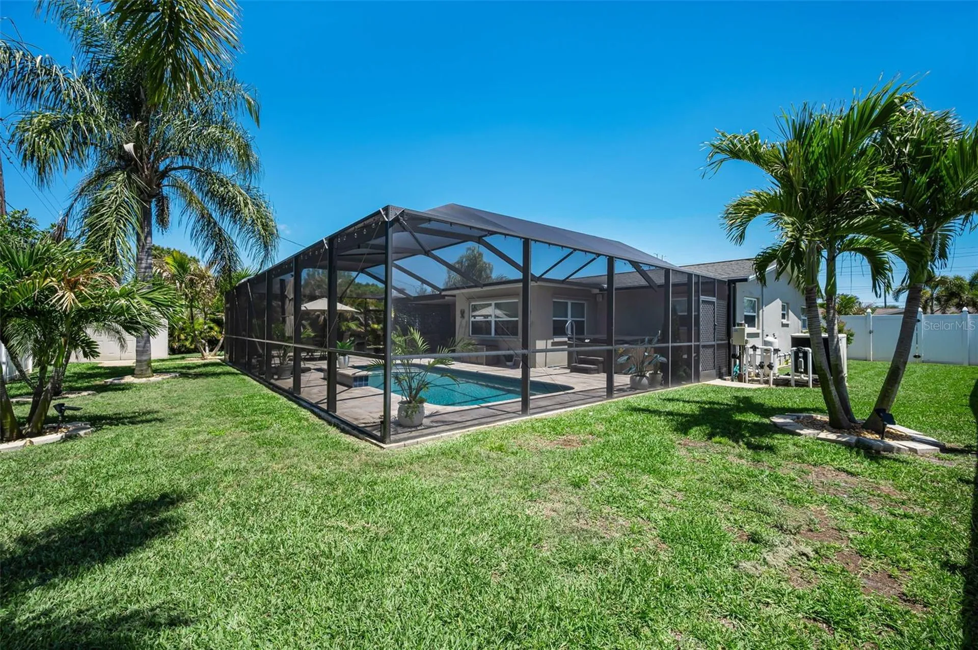 29752 69th Way N Clearwater FL 33761