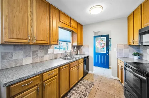29752 69th Way N Clearwater FL 33761