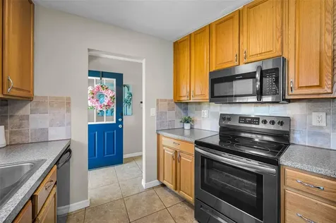 29752 69th Way N Clearwater FL 33761
