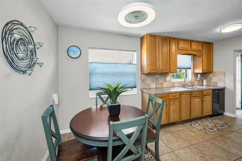 29752 69th Way N Clearwater FL 33761