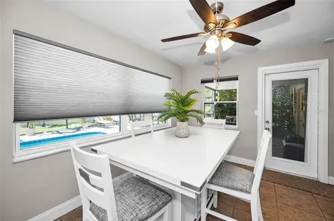 29752 69th Way N Clearwater FL 33761