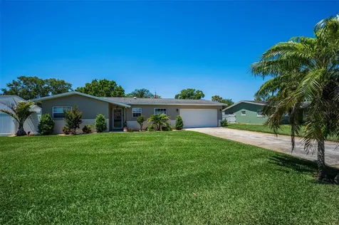 29752 69th Way N Clearwater FL 33761