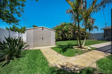 29752 69th Way N Clearwater FL 33761