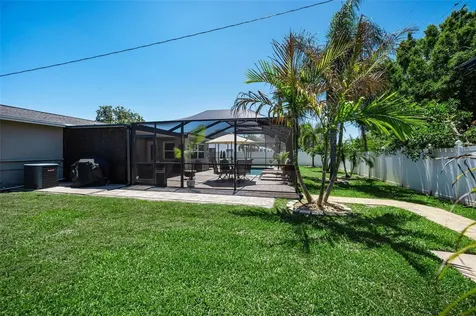 29752 69th Way N Clearwater FL 33761