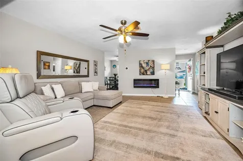 29752 69th Way N Clearwater FL 33761
