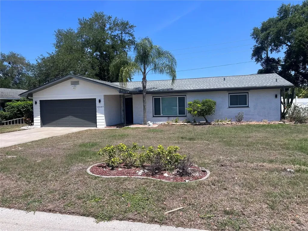 13607 101st Terrace Seminole FL 33776