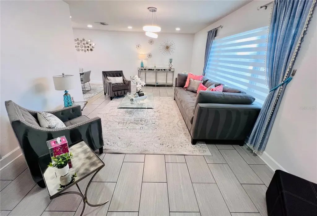 13607 101st Terrace Seminole FL 33776
