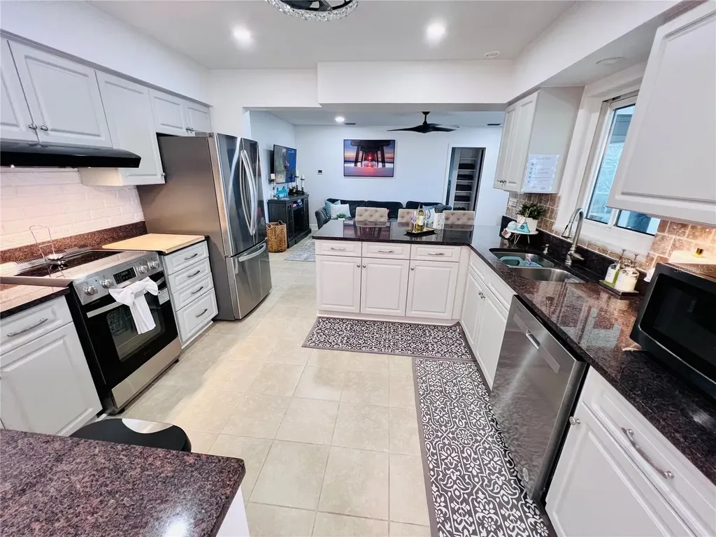 13607 101st Terrace Seminole FL 33776
