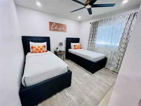 13607 101st Terrace Seminole FL 33776