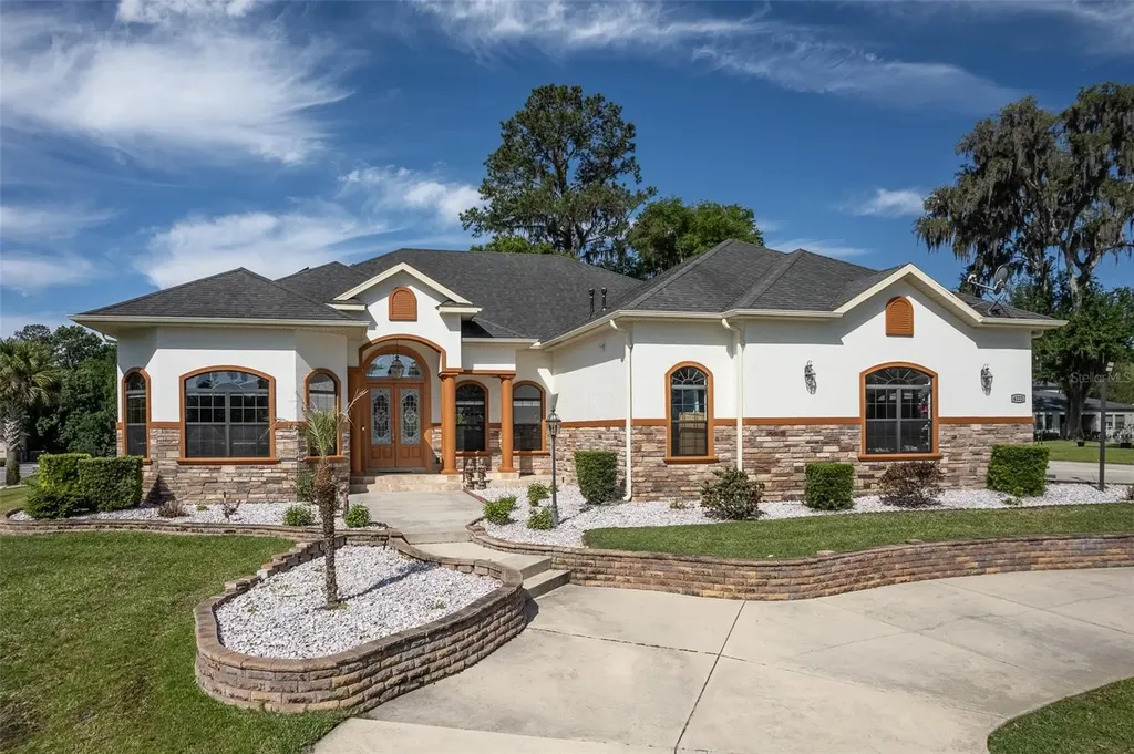 4222 SE 9th Avenue Ocala FL 34480