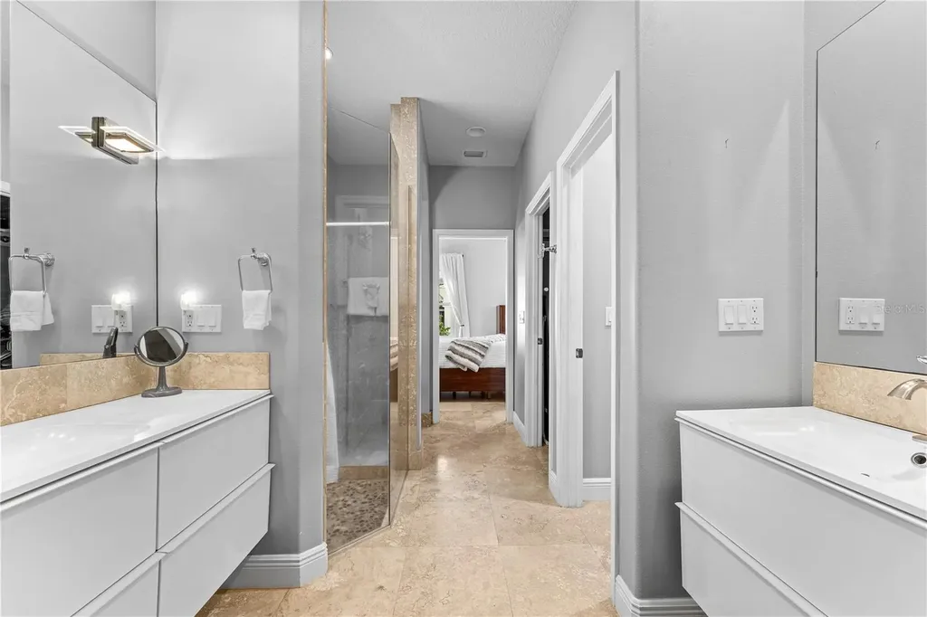 827 E 26th Avenue New Smyrna Beach FL 32169