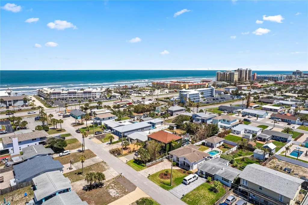 827 E 26th Avenue New Smyrna Beach FL 32169