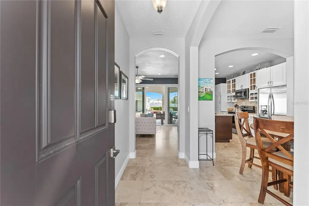 827 E 26th Avenue New Smyrna Beach FL 32169